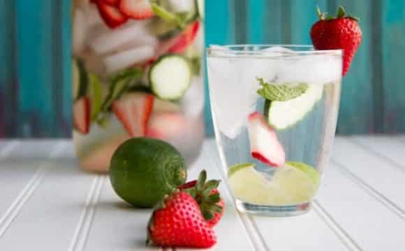 Sự thật chế độ ăn kiêng 1kg dưa chuột giảm 7kg cân nặng Sự thật chế độ ăn kiêng 1kg dưa chuột giảm 7kg cân nặng