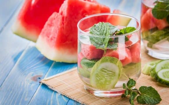 Sự thật chế độ ăn kiêng 1kg dưa chuột giảm 7kg cân nặng Sự thật chế độ ăn kiêng 1kg dưa chuột giảm 7kg cân nặng