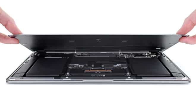 Macbook Air 2020 có gì độc đáo khi tháo rời? Macbook Air 2020 có gì độc đáo khi tháo rời?