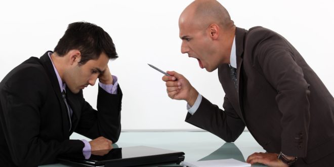 Mơ thấy bị mắng là điềm gì? Liên quan đến con số may mắn nào?