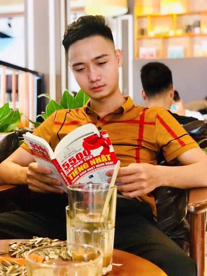 Thầy giáo điển trai với mục tiêu chắp cánh ước mơ cho học sinh có cơ hội du học và thực tập tại nước ngoài