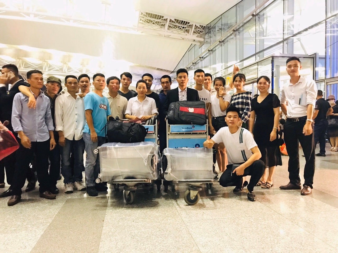 Thầy giáo điển trai với mục tiêu chắp cánh ước mơ cho học sinh có cơ hội du học và thực tập tại nước ngoài