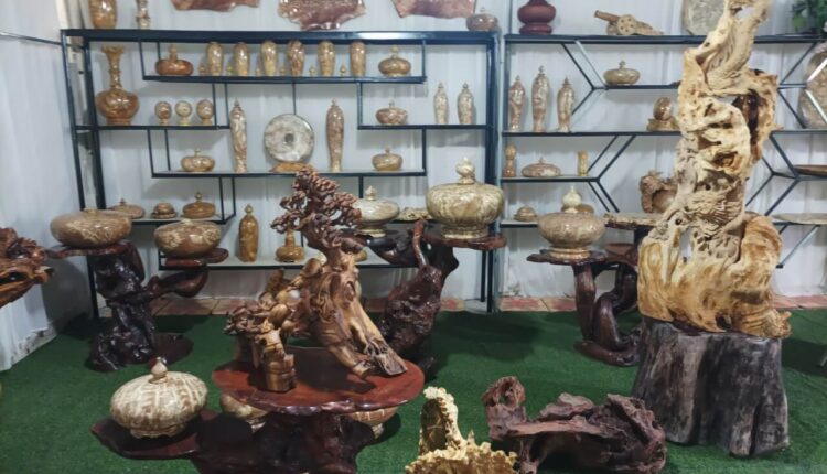 Xưởng Sản Xuất Đồ Gỗ Mỹ Nghệ Trần Doanh - Chất lượng sản phẩm luôn đặt lên hàng đầu