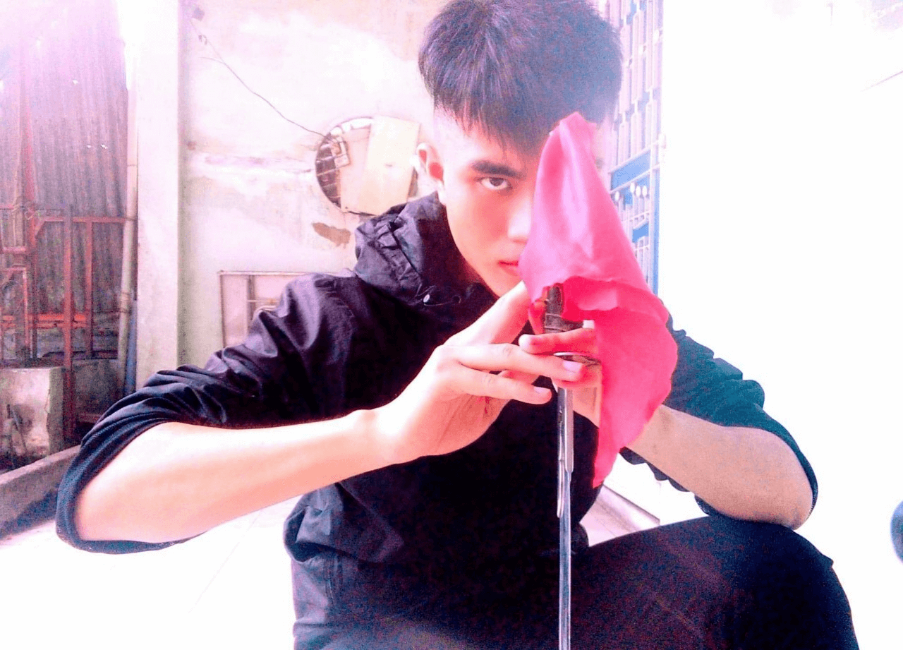 Chàng Youtuber điển trai “gây bão” khi cover ca khúc “Buồn Làm Chi Em Ơi”